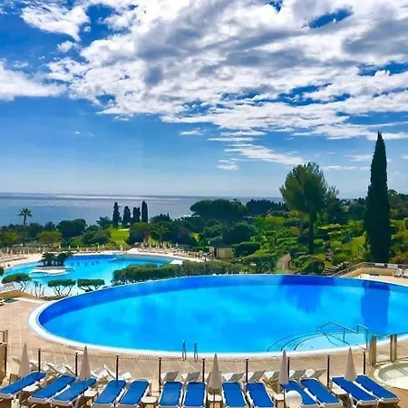 La Perle Blanche 아파트